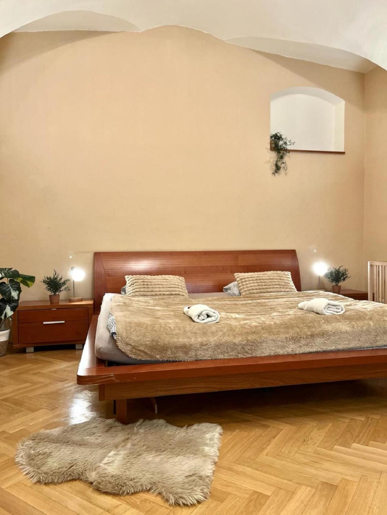 Apartment Sophie - Old Town Bratislava Exterior foto